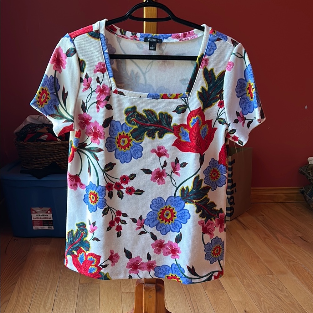 Ann Taylor Factory shirt sleeve top